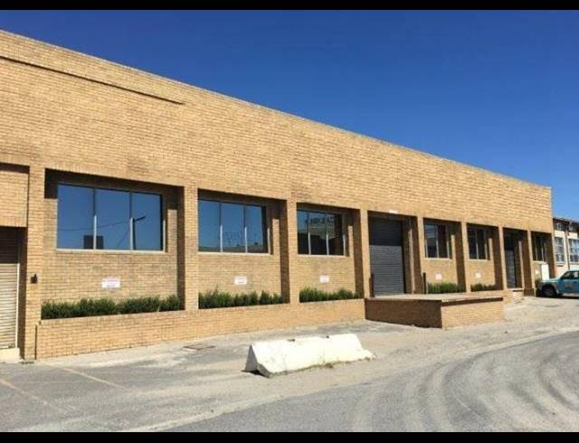 4,400M² WAREHOUSE TO LET IN MILNERTON CENTRAL
